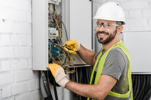 Best Affordable Emergency Electrician  in Splendora, TX