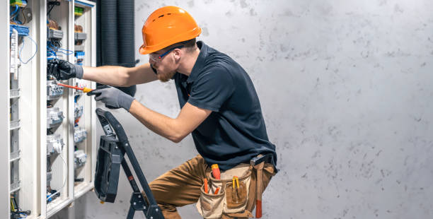 Best Local Electrician Companies  in Splendora, TX